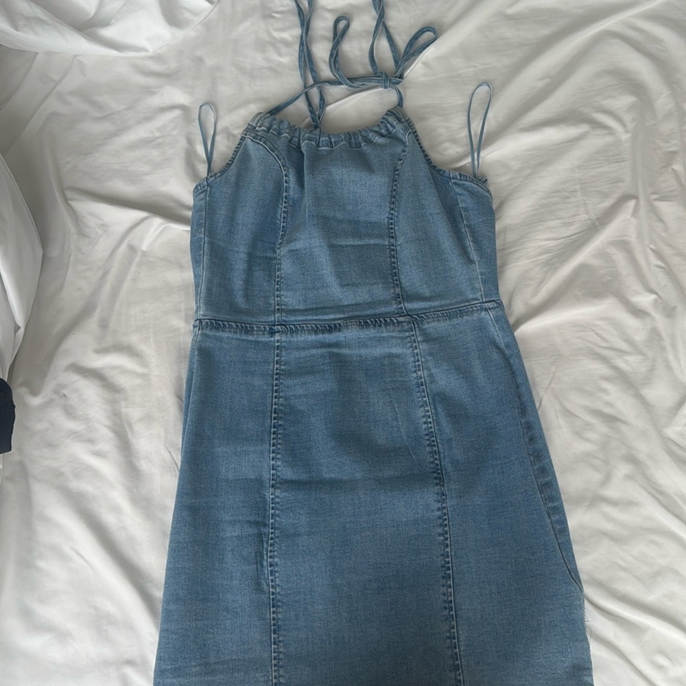 Dénim halter dress